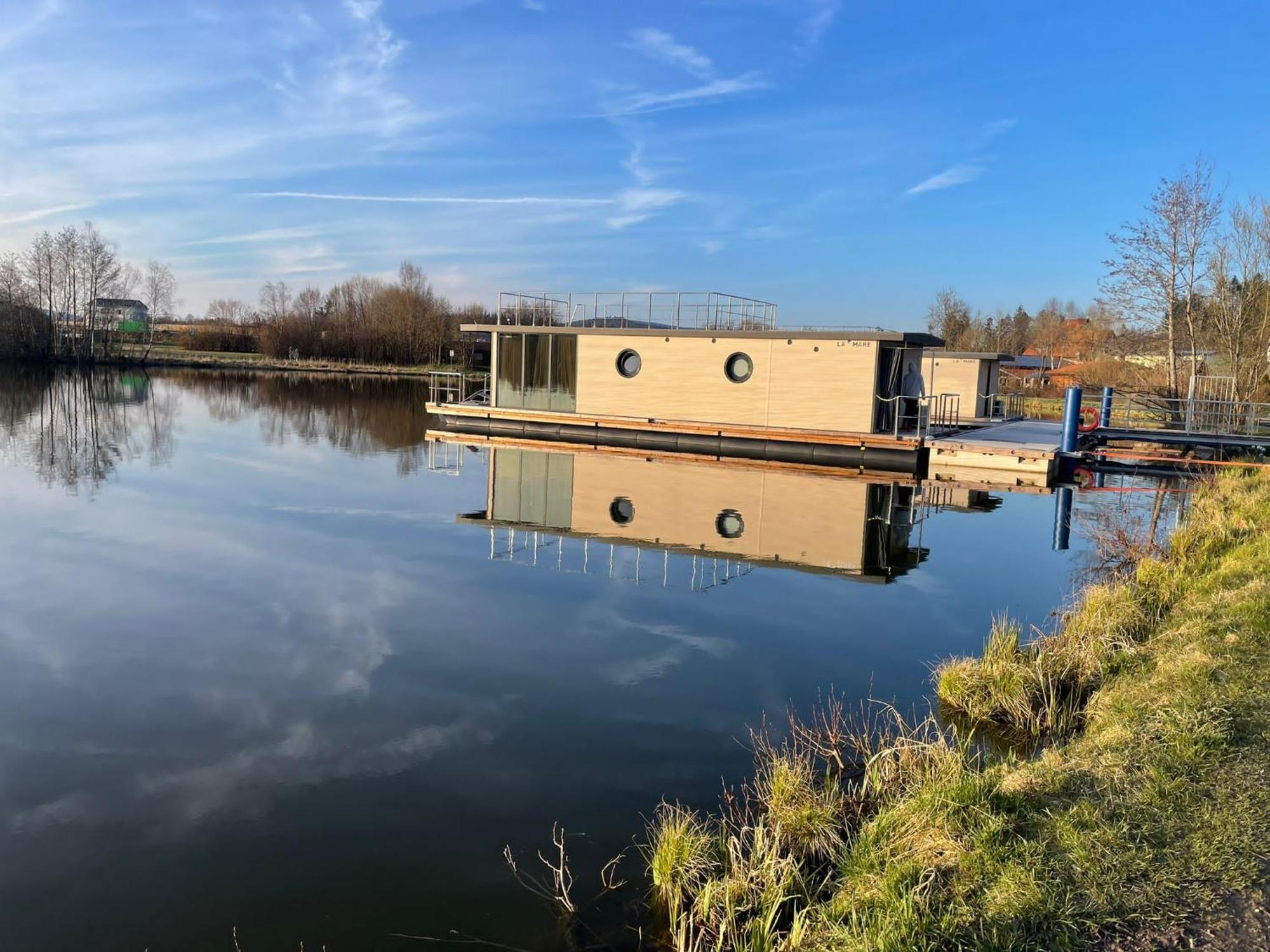 瓦尔德基兴 Waidlerland Hausboot 1酒店 外观 照片